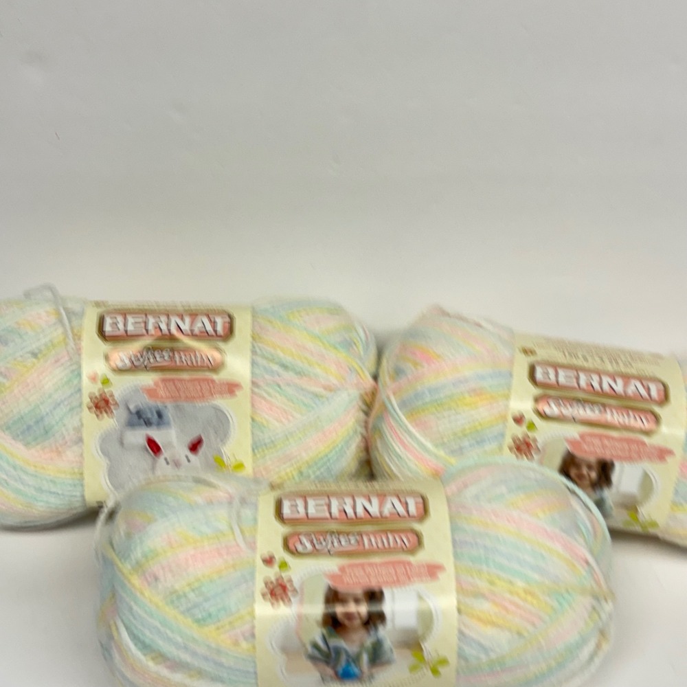 Bernat Softee Baby Yarn 3 Skeins Baby 31306 Pastel Variegated 100% Acrylic Vtg